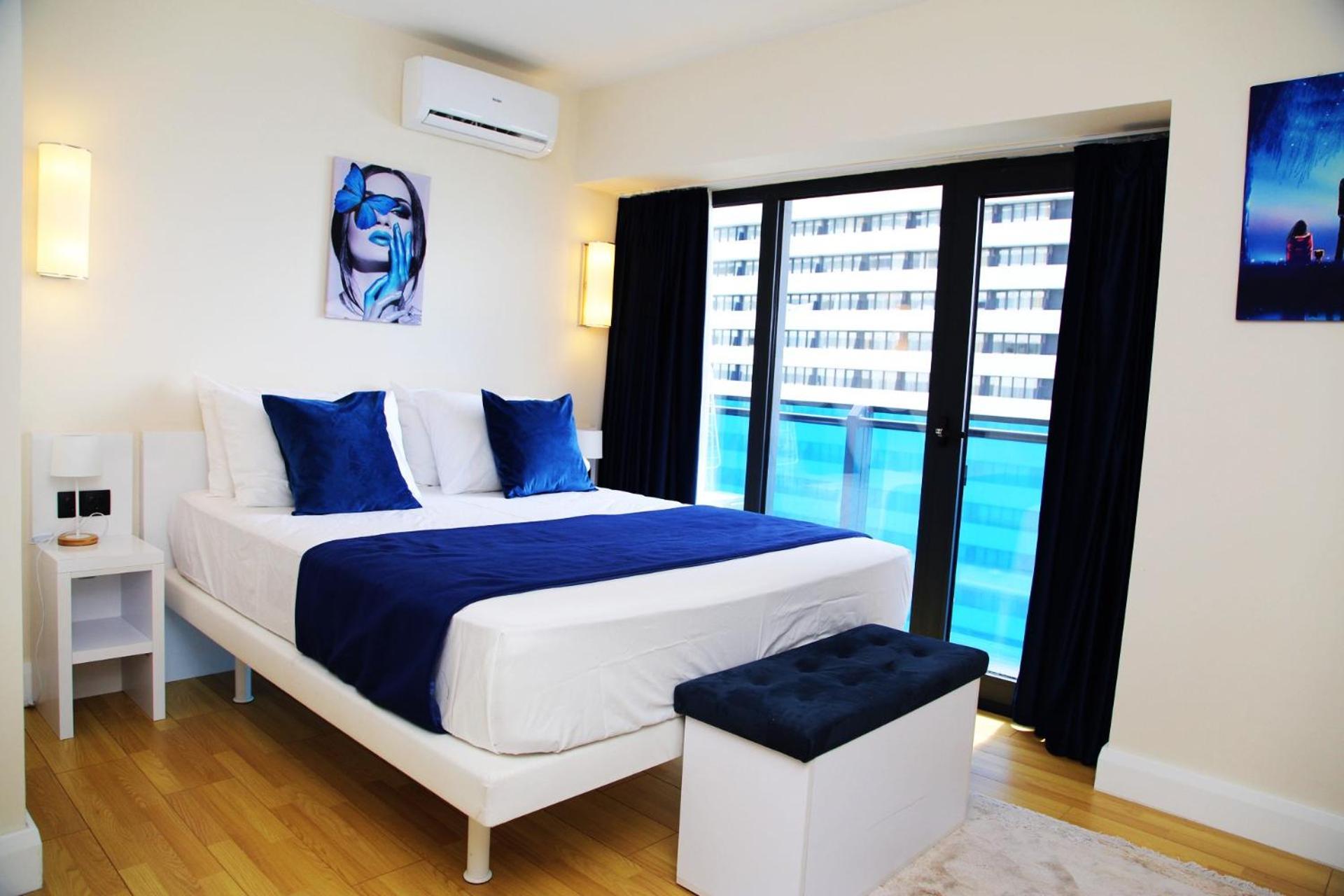 View & More Aparthotel In Batumi Luaran gambar